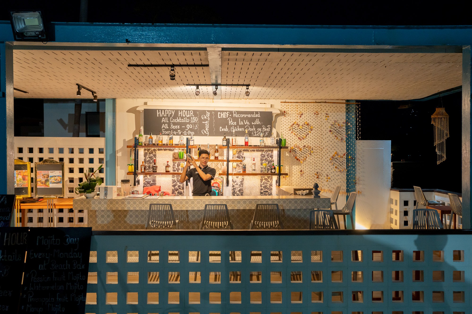 Beach Bar