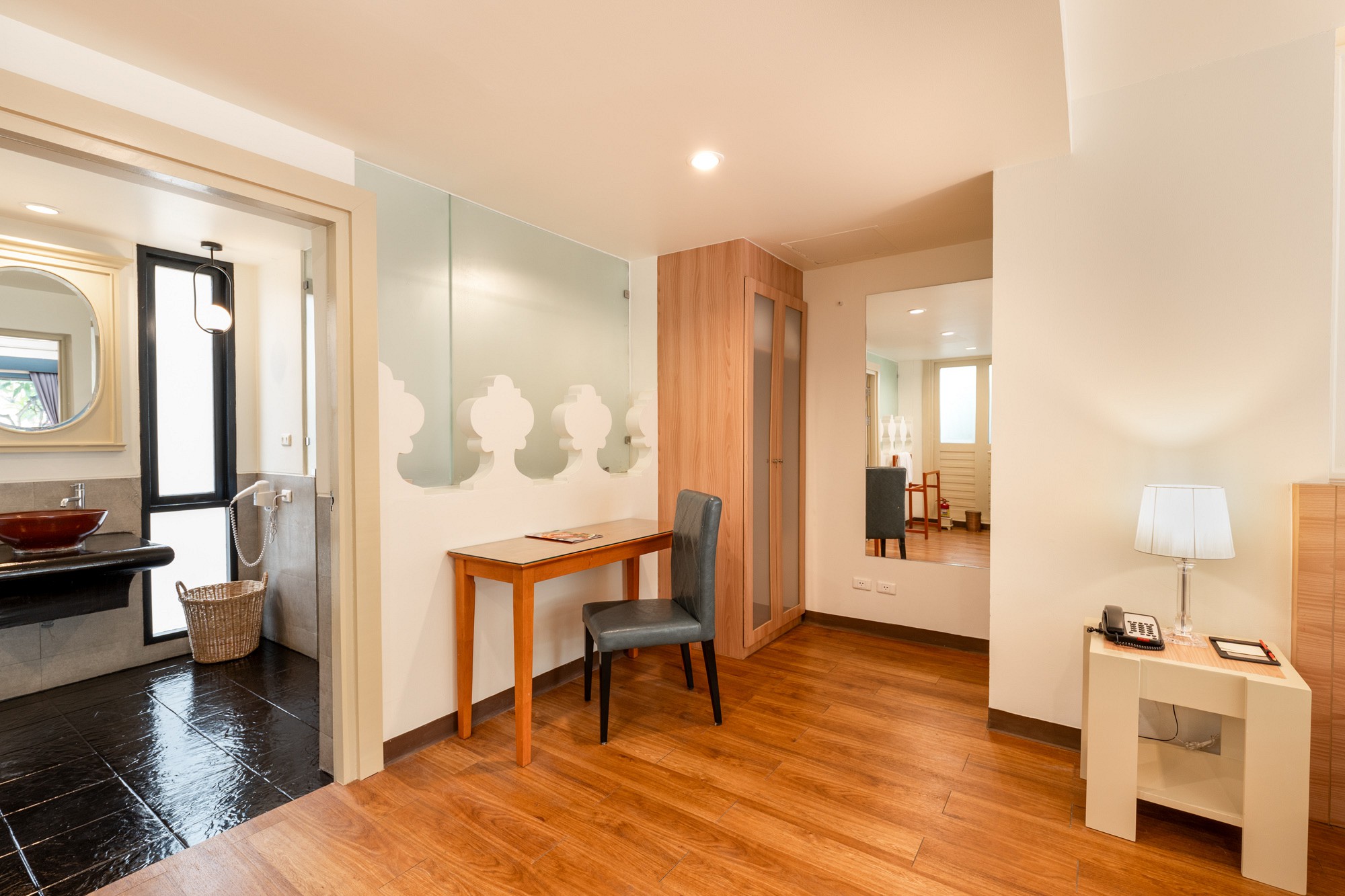 Two Bedrooms Duplex Pool Side
