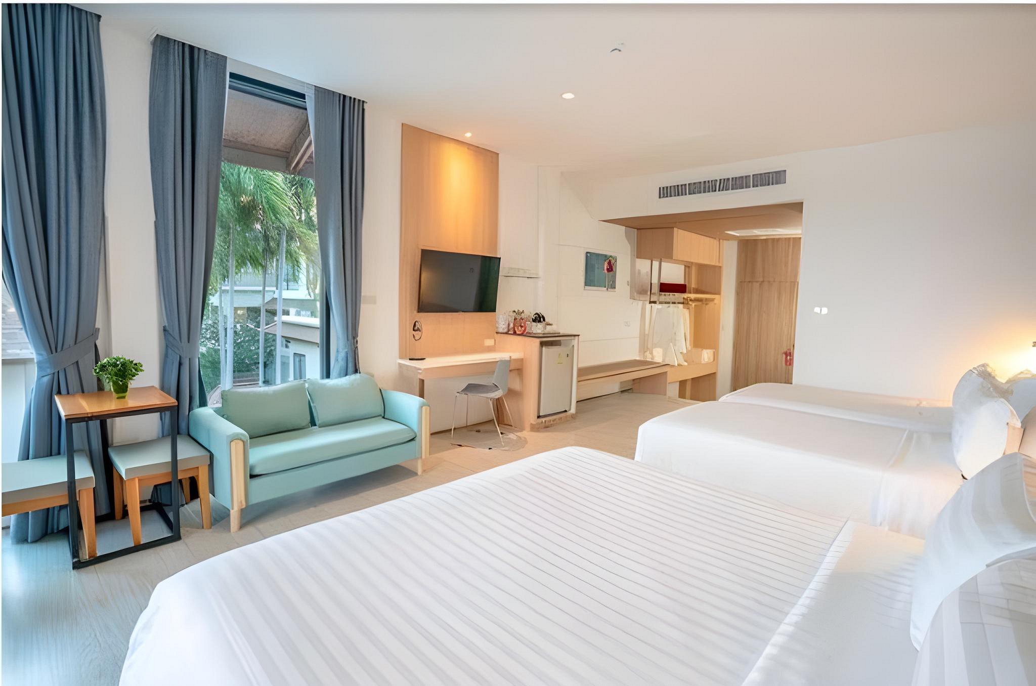 Deluxe Triple Room