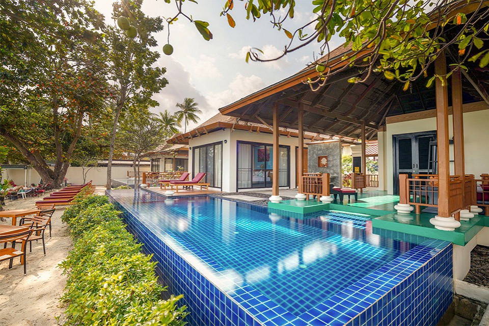 Ocean Front Villa with Private Pool